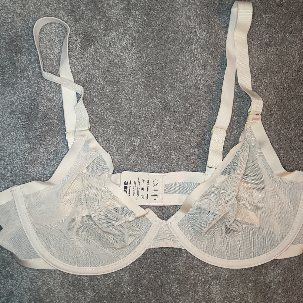 NWOT CUUP Bra - The Plunge- Mesh, Blush - Size 38C